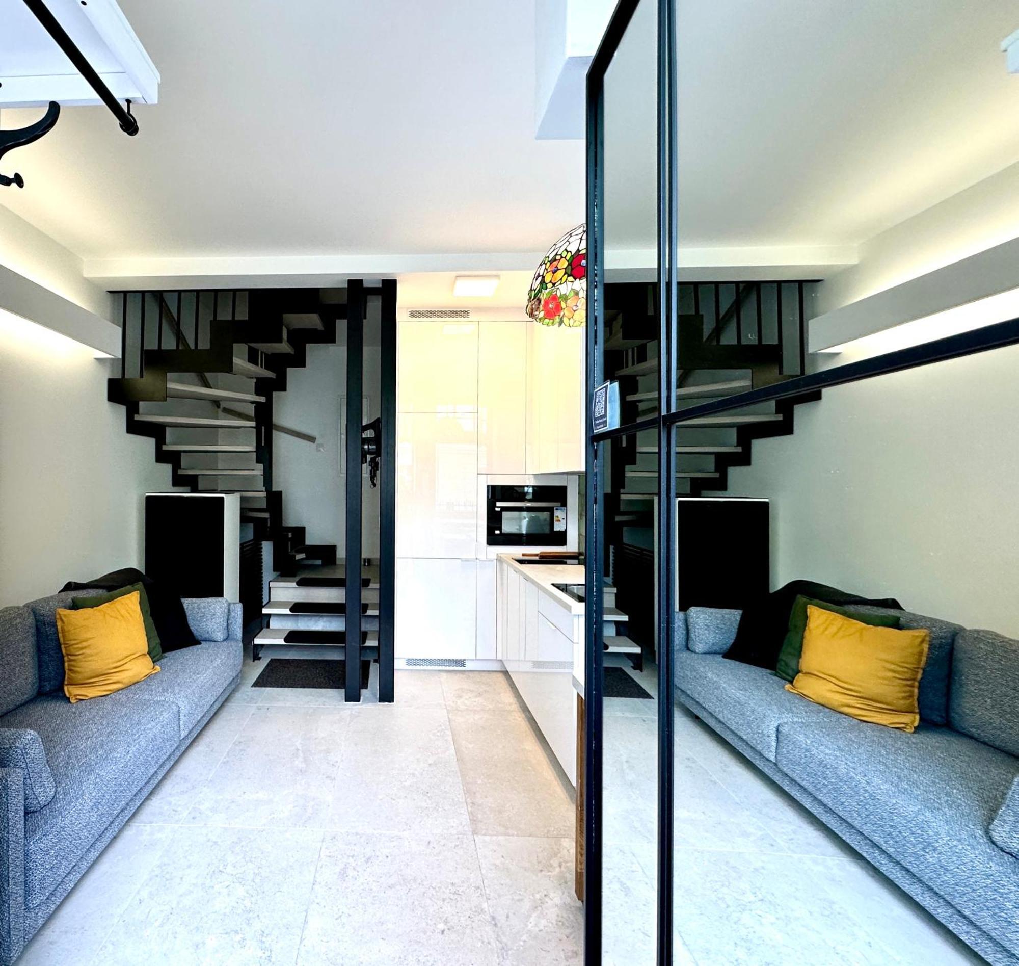 Apartment Evergreen House